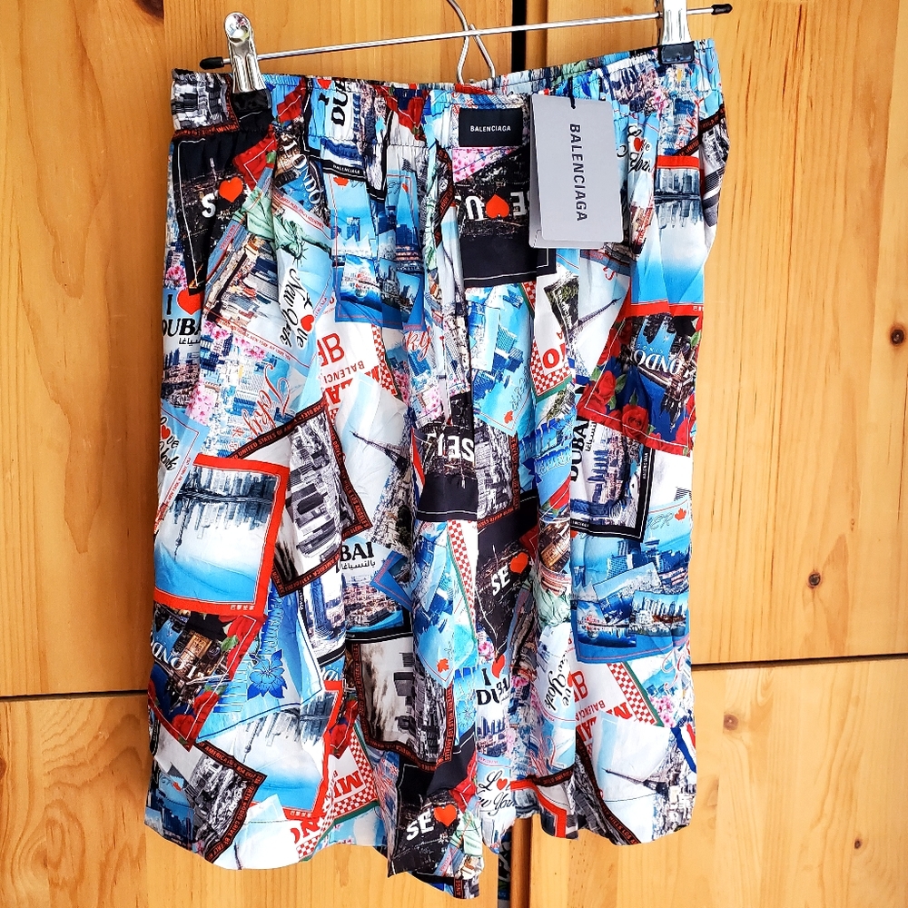 Balenciaga  NWT Men's Crinkled Silk Capital Postcards Printed Shorts Waist 28